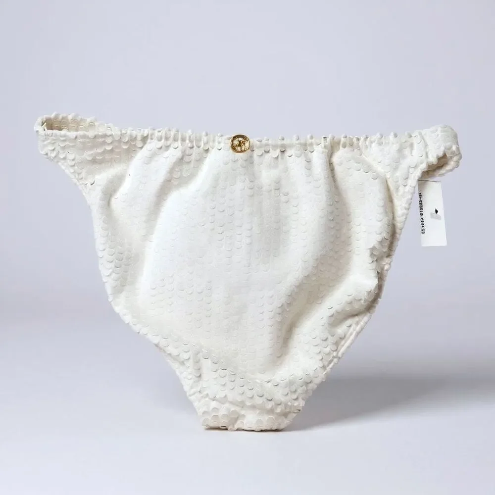 Vix effortless chic